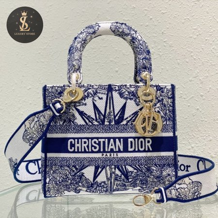 Dior Medium Lady D-Lite Bag