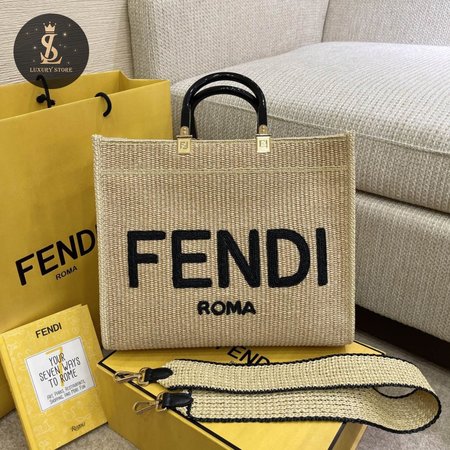 Fendi Straw Large Sunshine Handbag Beige