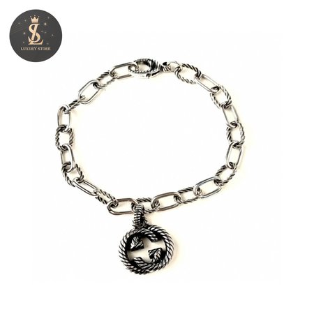 Gucci Twisted G Bracelet in Sterling Silver