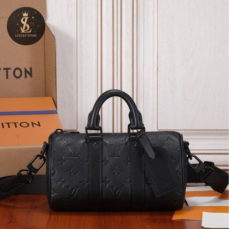 Keepall Bandouliere 25 Monogram Embossed Black