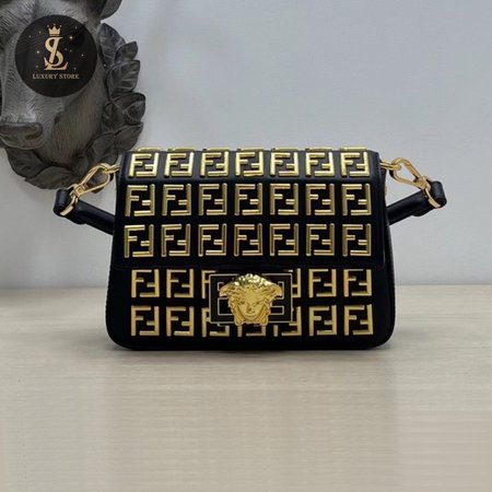 Fendi Baguette 2348