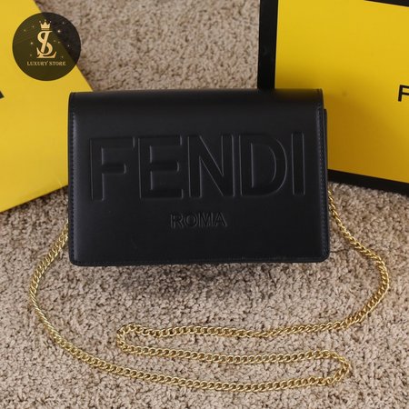 Fendi 8946