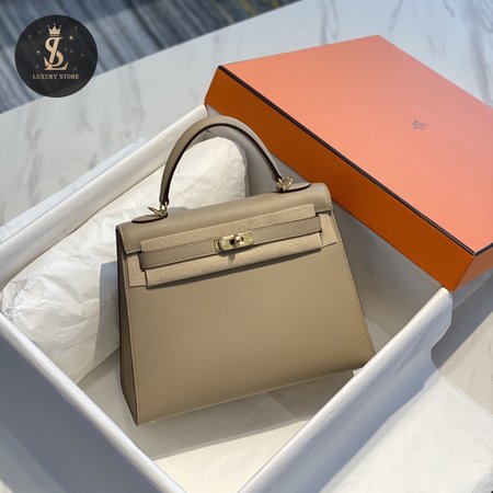 Hermes Kelly