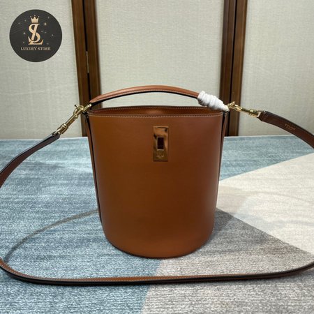 Celine Bucket 16 197573