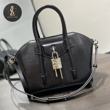 Givenchy Antigona BB50J0B00D-001