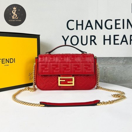 Fendi Baguette Chain Midi Red Leather Bag