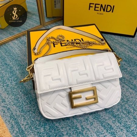 Fendi Baguette Mini White Leather Bag 8BS017A72VF15AO