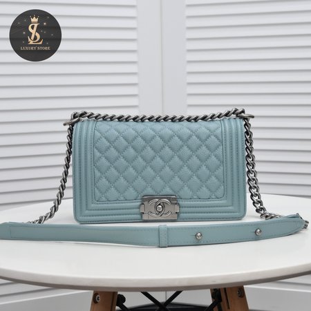 Chanel Boy 67086 Blue