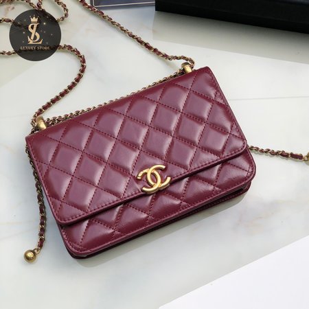 Chanel WOC AP2289