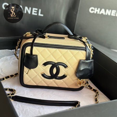 Chanel Vanity Case 93344