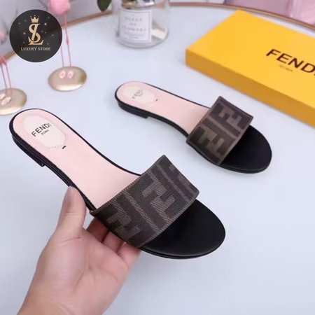 Fendi Luxury Sandals Size 35-42