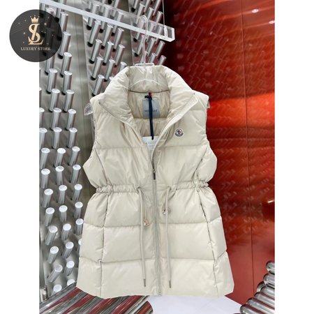 Moncler Gerardmer Down Vest In White