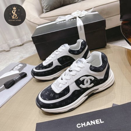 Chanel Sneakers Black/White 35-40