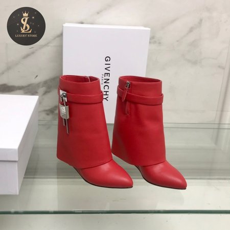 Givenchy Shark Lock Boots In Leather Red 35-39