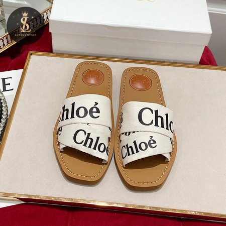 Chloe Woody Flat Mule 35-40