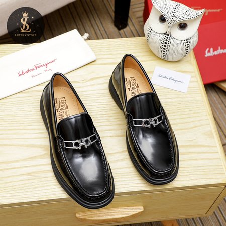 Ferragamo Loafers 38-45